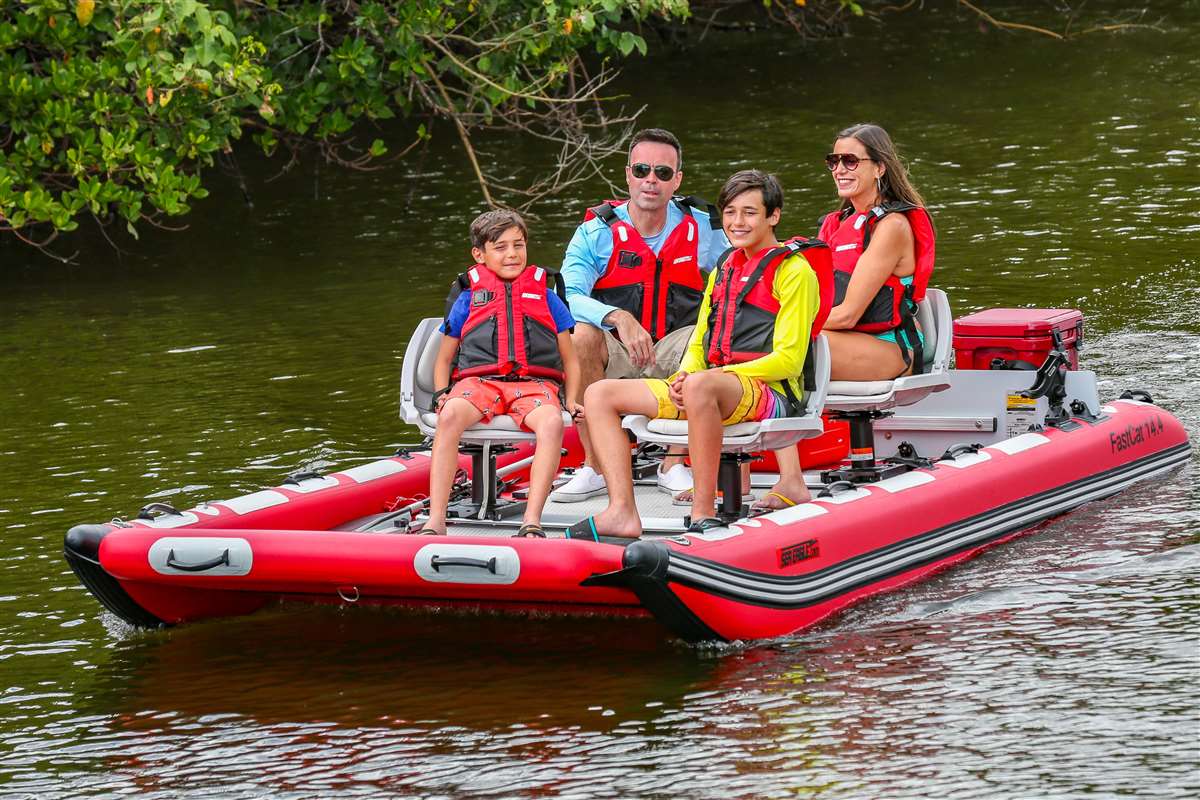 Enjoy The Waves With A Wholesale boat sunshade rib inflatable boats 